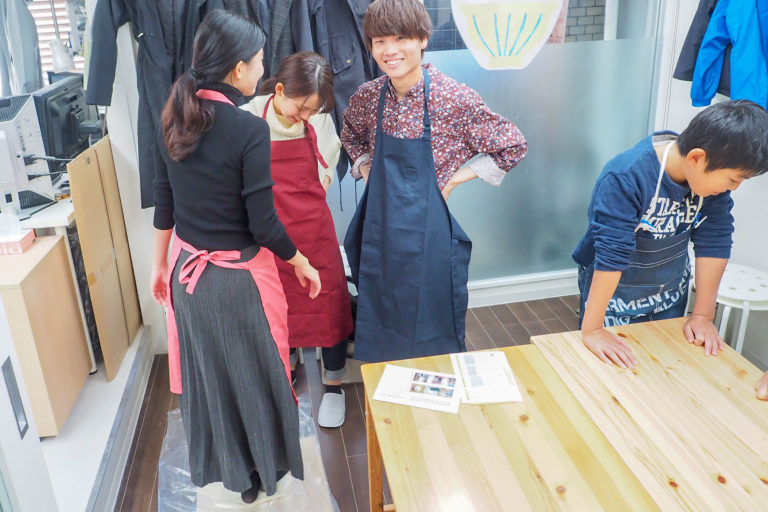 秋にも振替のお休み。 手打ちうどん作り体験教室 2018年11月 20181124-3.jpg – イリコスキー製麺所