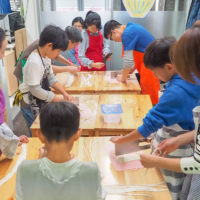 麺切包丁、買えますか? 手打ちうどん作り体験教室 2018年11月 20181126-1.jpg – イリコスキー製麺所