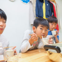 麺切包丁、買えますか? 手打ちうどん作り体験教室 2018年11月 20181126-6.jpg – イリコスキー製麺所