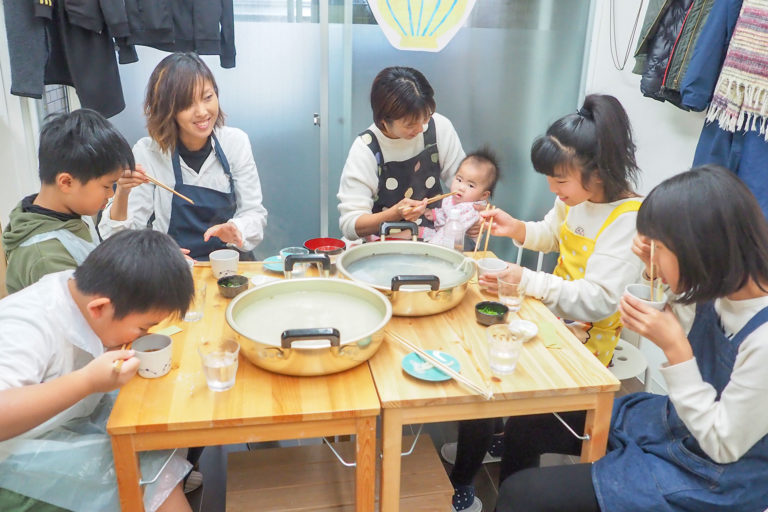 Hawaiians’ and babies’ day! 手打ちうどん作り体験教室 2018年12月 20181203-8.jpg – イリコスキー製麺所