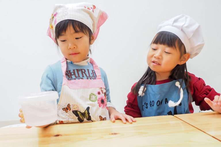 Hawaiians’ and babies’ day! 手打ちうどん作り体験教室 2018年12月 20181222-2.jpg – イリコスキー製麺所