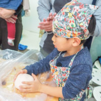 冬休み、お父さまのご参加も増えてきました 手打ちうどん作り体験教室 2018年12月 20181229-8.jpg – イリコスキー製麺所