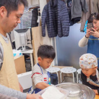 大人同士でも楽しめます 手打ちうどん作り体験教室 2018年12月 20181230-2.jpg – イリコスキー製麺所