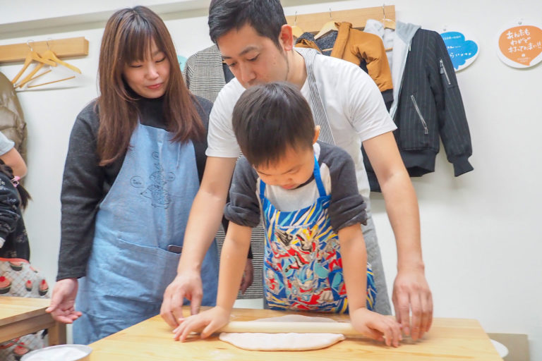 お塩、とけた～？ 手打ちうどん作り体験教室 2018年12月 20181231-4.jpg – イリコスキー製麺所
