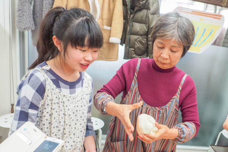 お塩、とけた～？ 手打ちうどん作り体験教室 2018年12月 20190104-4.jpg – イリコスキー製麺所