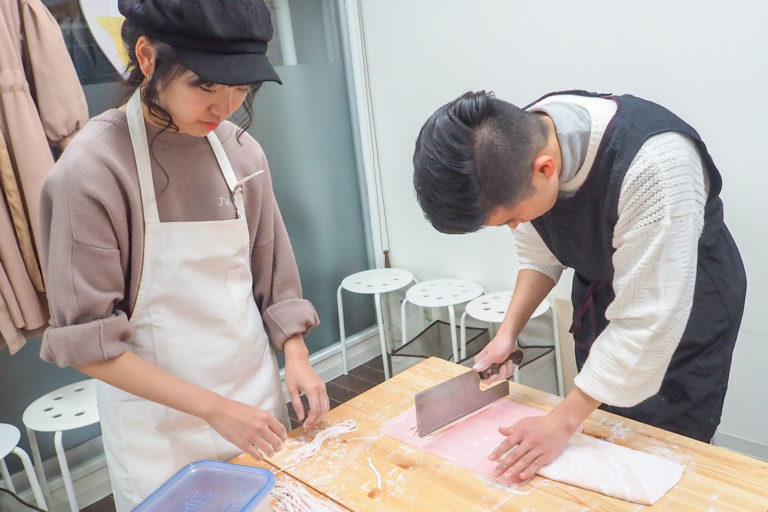 お塩、とけた～？ 手打ちうどん作り体験教室 2018年12月 20190105-10.jpg – イリコスキー製麺所
