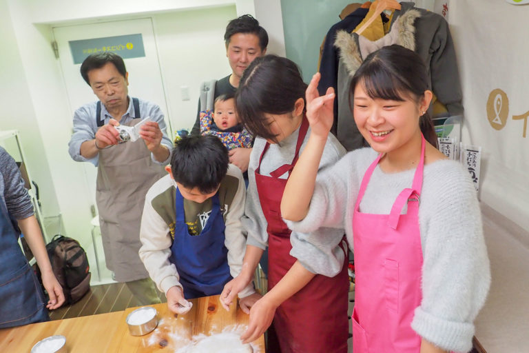 お塩、とけた～？ 手打ちうどん作り体験教室 2018年12月 20190105-6.jpg – イリコスキー製麺所