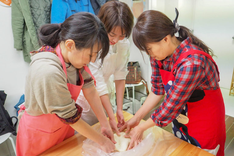 冬休み明けの土曜日はゆったりと 手打ちうどん作り体験教室 2019年1月 20190122-3.jpg – イリコスキー製麺所