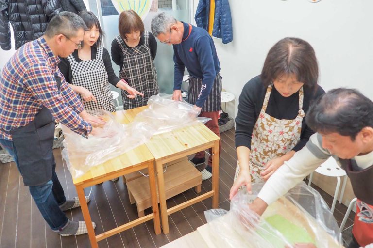 シニアCITYカレッジのみなさま 手打ちうどん作り体験教室 2019年2月 20190302-2.jpg – イリコスキー製麺所