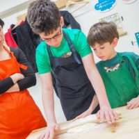 The last process is EATING! 手打ちうどん作り体験教室 2019年3月 20190316-2.jpg – イリコスキー製麺所