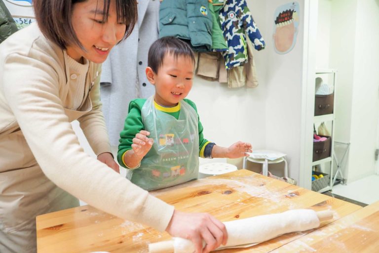 シニアCITYカレッジのみなさま 手打ちうどん作り体験教室 2019年2月 20190316-5.jpg – イリコスキー製麺所