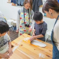卒業式シーズン！ 手打ちうどん作り体験教室 2019年3月 20190318-4.jpg – イリコスキー製麺所