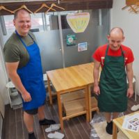 今日はドイツからのお客さま 手打ちうどん作り体験教室 2019年5月 20190514-3.jpg – イリコスキー製麺所