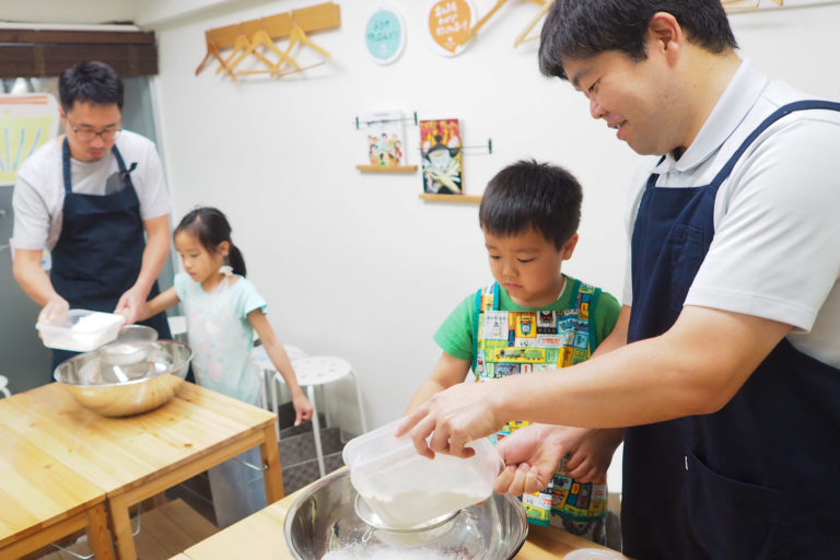 修学旅行の生徒さんたち 手打ちうどん作り体験教室 2019年5月 20190608-5.jpg – イリコスキー製麺所
