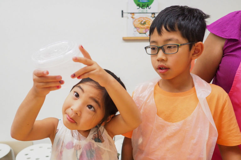 修学旅行の生徒さんたち 手打ちうどん作り体験教室 2019年5月 20190613-1.jpg – イリコスキー製麺所