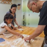 はじめての一人旅、の後に 手打ちうどん作り体験教室 2019年7月 20190720-3.jpg – イリコスキー製麺所