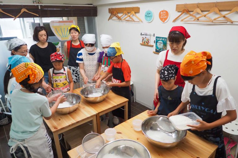 はじめての一人旅、の後に 手打ちうどん作り体験教室 2019年7月 20190728-2.jpg – イリコスキー製麺所