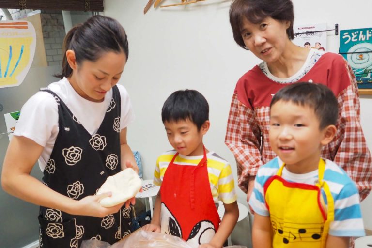 はじめての一人旅、の後に 手打ちうどん作り体験教室 2019年7月 20190803-2.jpg – イリコスキー製麺所