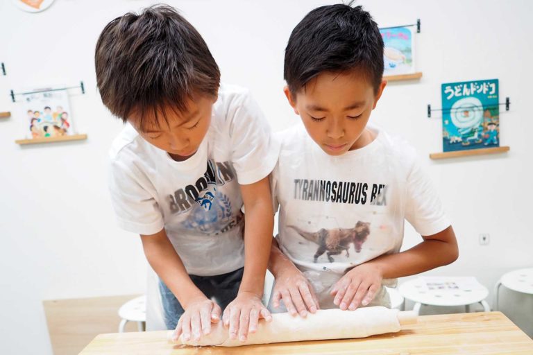 毎年、いつもありがとうございます！ 手打ちうどん作り体験教室 2019年8月 20191013.jpg – イリコスキー製麺所