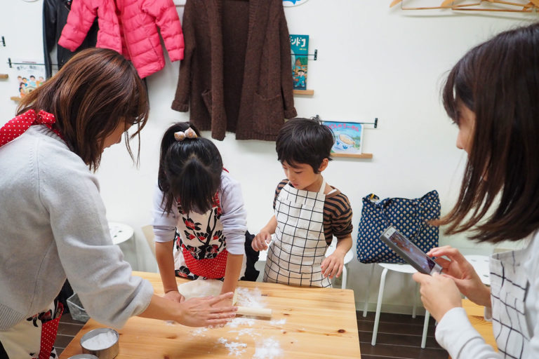 毎年、いつもありがとうございます！ 手打ちうどん作り体験教室 2019年8月 20191116-3.jpg – イリコスキー製麺所