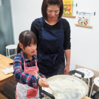 振替休日にはうどん作り！ 手打ちうどん作り体験教室 2019年11月 20191118-5.jpg – イリコスキー製麺所