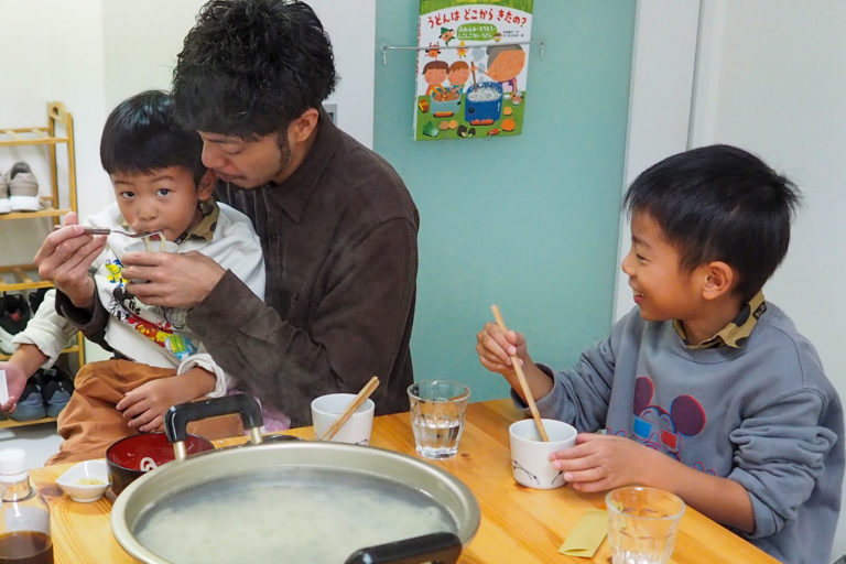 振替休日にはうどん作り！ 手打ちうどん作り体験教室 2019年11月 20191118-6.jpg – イリコスキー製麺所