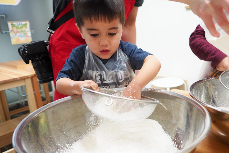 振替休日にはうどん作り！ 手打ちうどん作り体験教室 2019年11月 20191120-2-2.jpg – イリコスキー製麺所