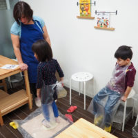 三人きょうだいは、カナダから 手打ちうどん作り体験教室 2019年11月 20191120-3.jpg – イリコスキー製麺所