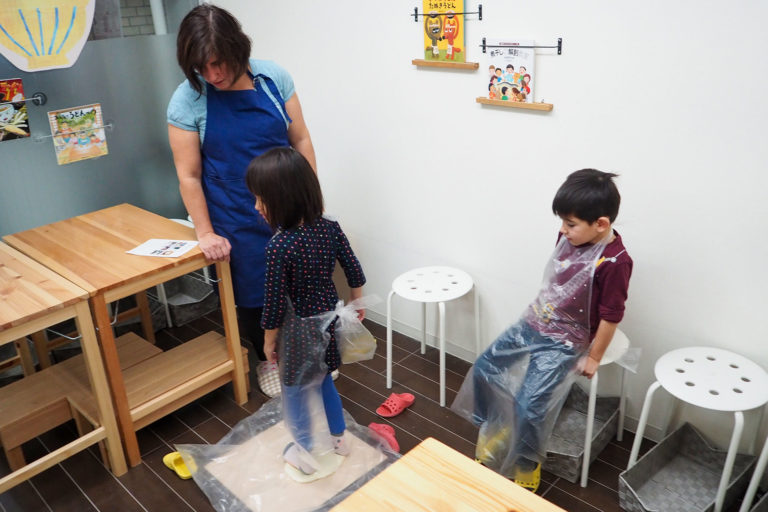 振替休日にはうどん作り！ 手打ちうどん作り体験教室 2019年11月 20191120-3.jpg – イリコスキー製麺所
