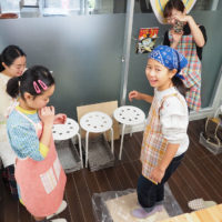 お嬢さんお二人で 手打ちうどん作り体験教室 2019年12月 20191214-1.jpg – イリコスキー製麺所