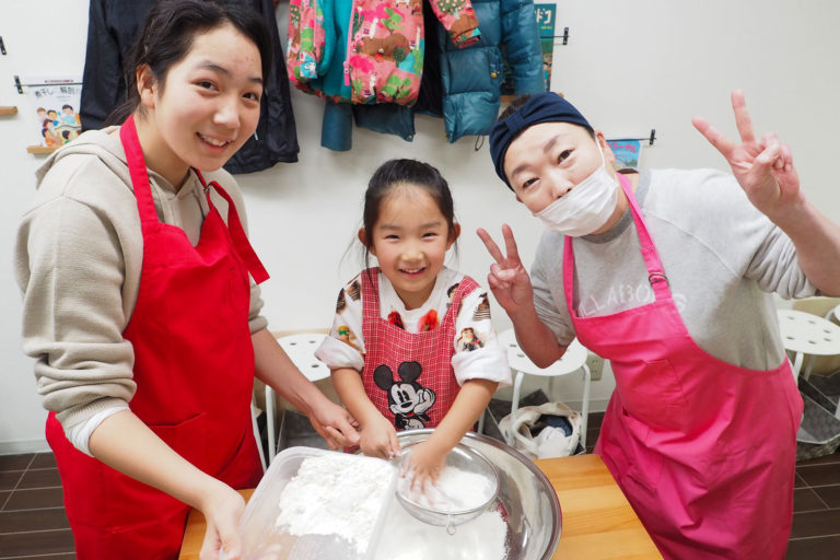 振替休日にはうどん作り！ 手打ちうどん作り体験教室 2019年11月 20191222-1.jpg – イリコスキー製麺所