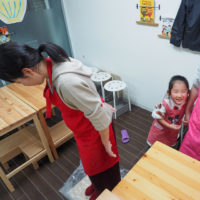 粉を混ぜただけで「楽しかった！」 手打ちうどん作り体験教室 2019年12月 20191222-3.jpg – イリコスキー製麺所