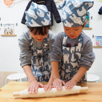 5歳と7歳で、できちゃった！ 手打ちうどん作り体験教室 2019年12月 20191227-4.jpg – イリコスキー製麺所