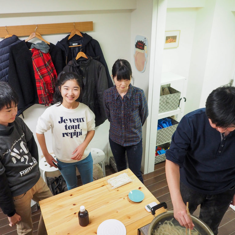 振替休日にはうどん作り！ 手打ちうどん作り体験教室 2019年11月 20191228-3.jpg – イリコスキー製麺所
