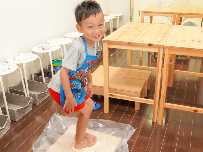 かわいらしいお客様が少しずつ 手打ちうどん作り体験教室 2020年6月 20200813-1.jpg – イリコスキー製麺所