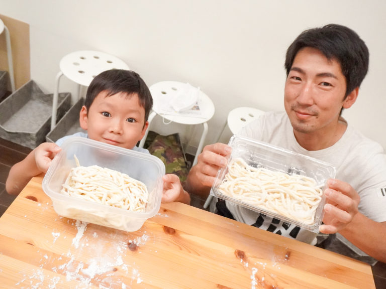かわいらしいお客様が少しずつ 手打ちうどん作り体験教室 2020年6月 20200813-3.jpg – イリコスキー製麺所