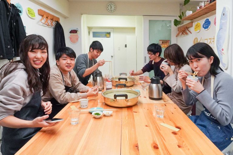 かわいらしいお客様が少しずつ 手打ちうどん作り体験教室 2020年6月 20201025.jpg – イリコスキー製麺所