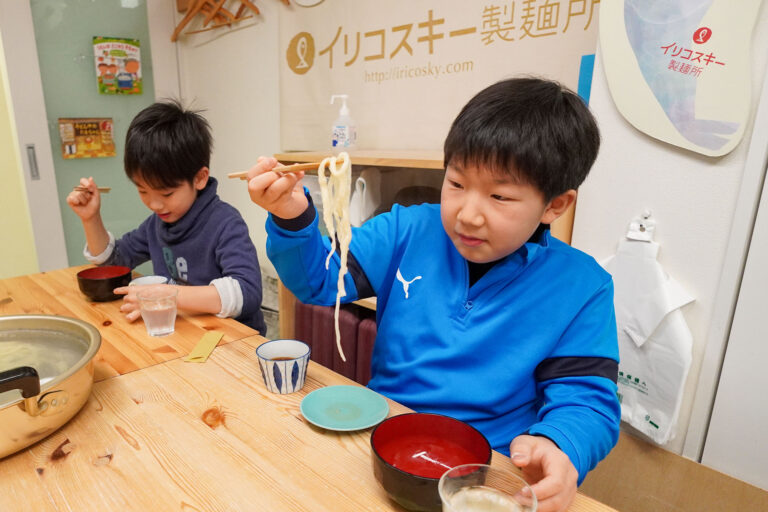 あけましておめでとうございます 手打ちうどん作り体験教室 2021年1月 20210116-5.jpg – イリコスキー製麺所