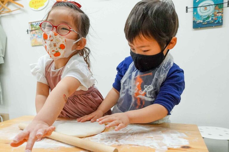 所長の分までお手伝い、ありがとう 手打ちうどん作り体験教室 2021年2月 20210315-3.jpg – イリコスキー製麺所