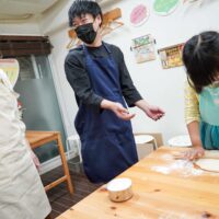 2022年4月のお客さま 手打ちうどん作り体験教室 2022年4月 A7C06030-2.jpg – イリコスキー製麺所