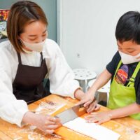 2022年5月のお客さま 手打ちうどん作り体験教室 2022年5月 20220505-152157-a7c-00.jpg – イリコスキー製麺所