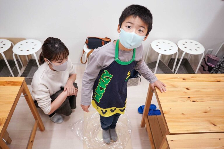所長の分までお手伝い、ありがとう 手打ちうどん作り体験教室 2021年2月 20221121-101748-a7c-00.jpg – イリコスキー製麺所