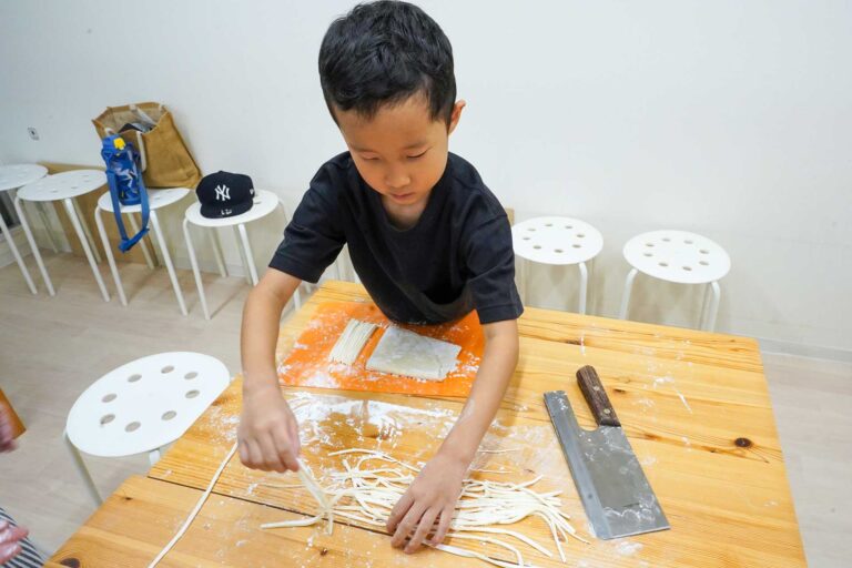 2024年のお客さま 手打ちうどん作り体験教室 2024年12月 20230803-1101151.jpg – イリコスキー製麺所