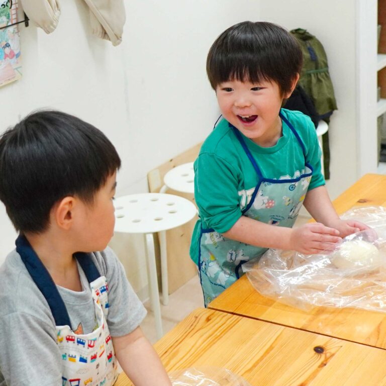 なんて楽しそうな！ 手打ちうどん作り体験教室 2024年12月 A6405142-0.jpg – イリコスキー製麺所