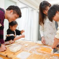 男子のうどんは強い！女子のはやさしい！ 手打ちうどん作り体験教室 2025年2月 20250215-A6406254.jpg – イリコスキー製麺所