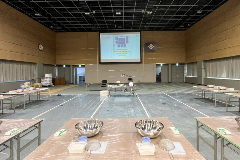 大阪市立豊里小学校PTA様＠大阪市東淀川区 出張手打ちうどん作り体験 2022年7月7日 2_IMG_0985.webp – イリコスキー製麺所