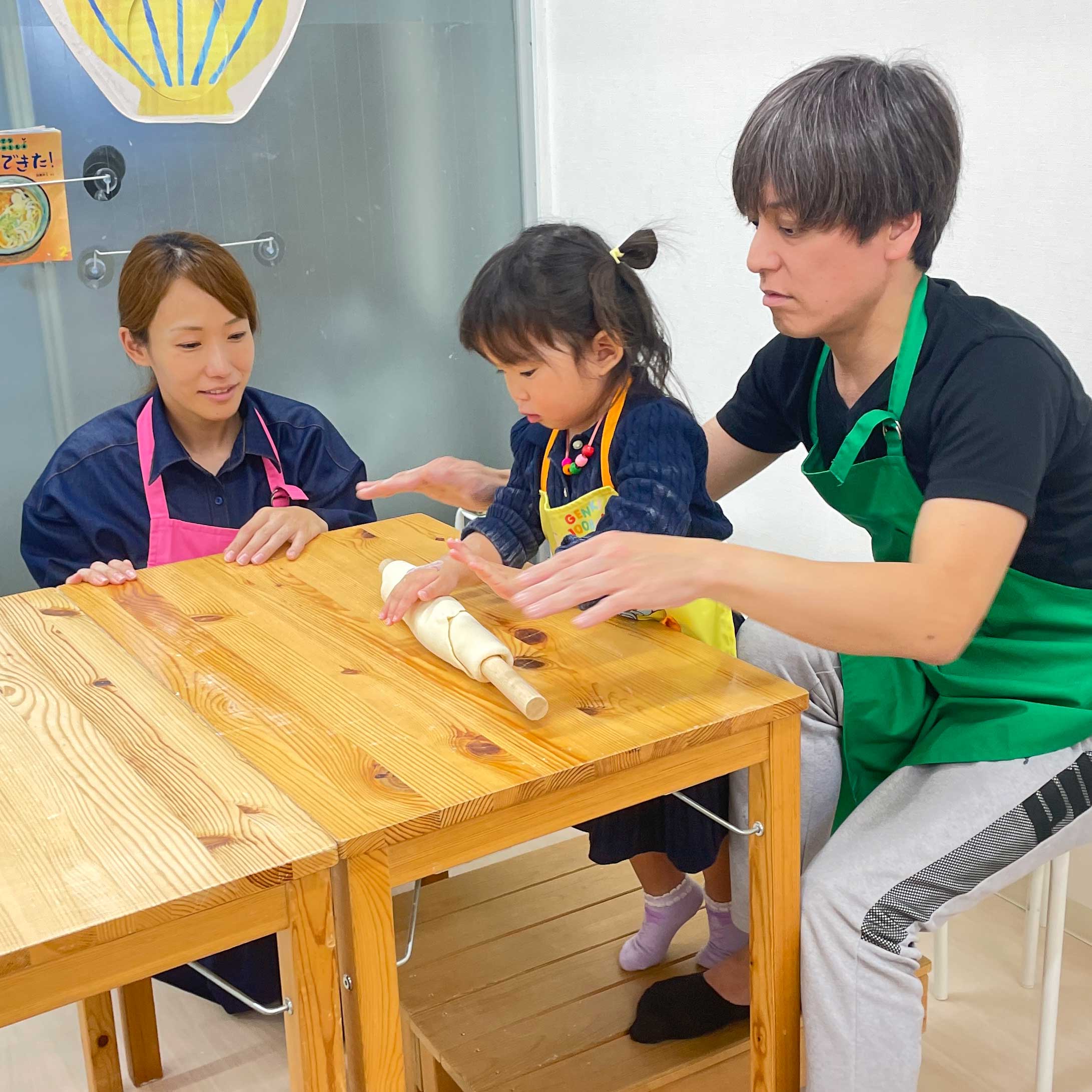 2歳さんも挑戦!家族で楽しむうどん作り体験 手打ちうどん作り体験教室 2025年11月 0-1.jpg – イリコスキー製麺所