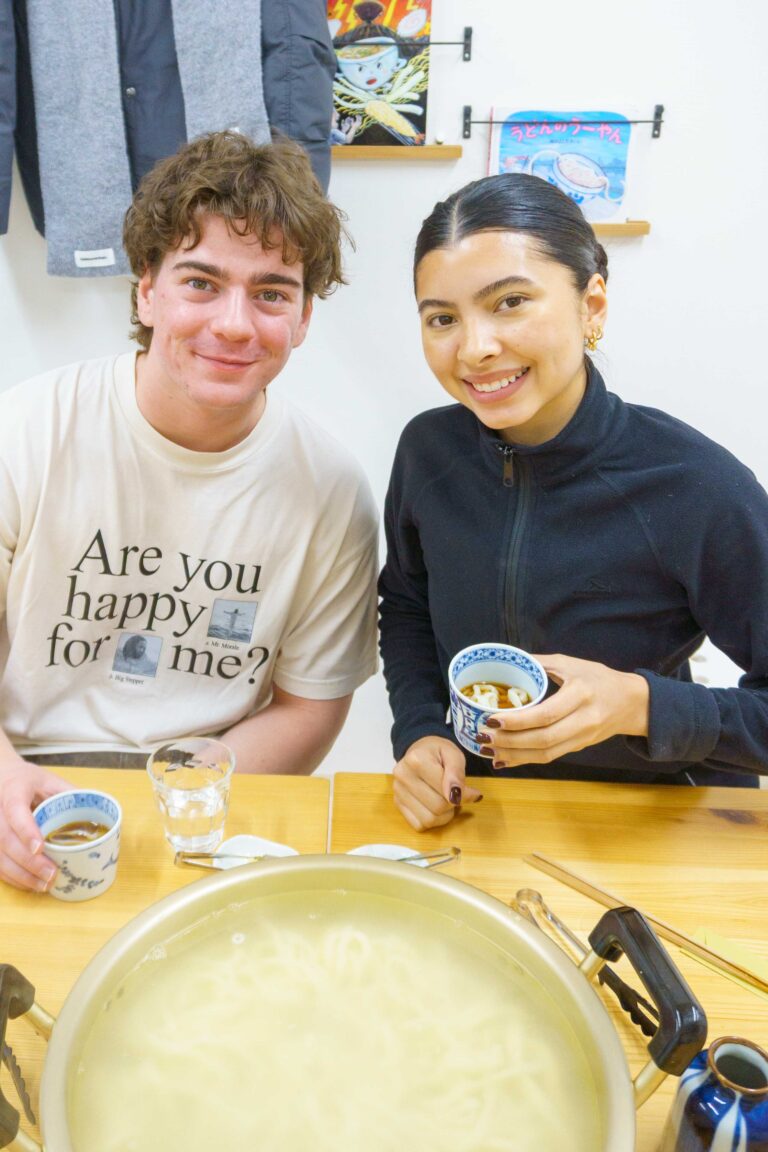 列車での長旅を前に、うどん４人前を見事に完食！ 手打ちうどん作り体験教室 2026年1月 A6407939-1.jpg – イリコスキー製麺所